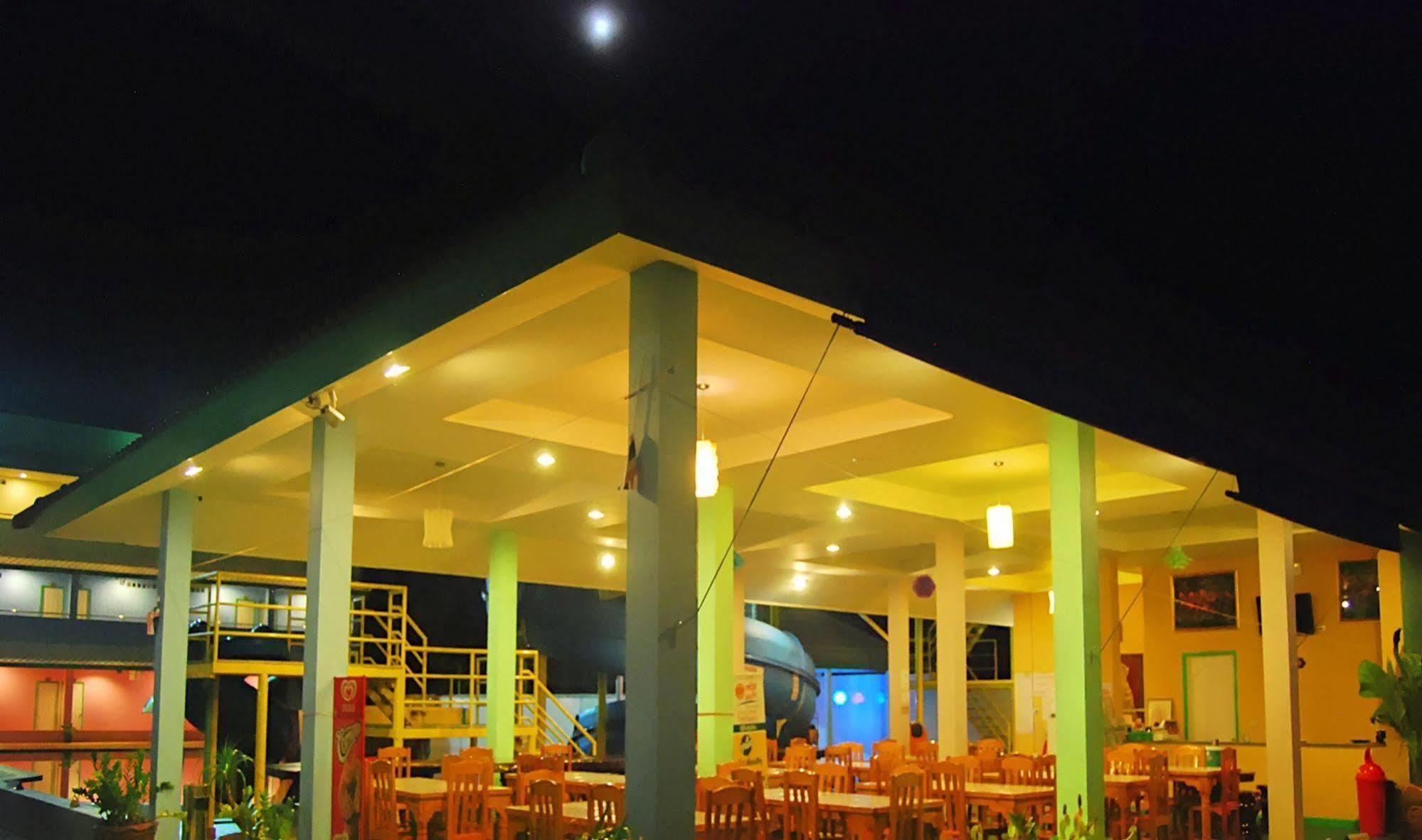 Chiang Rai Park Resort Exterior photo